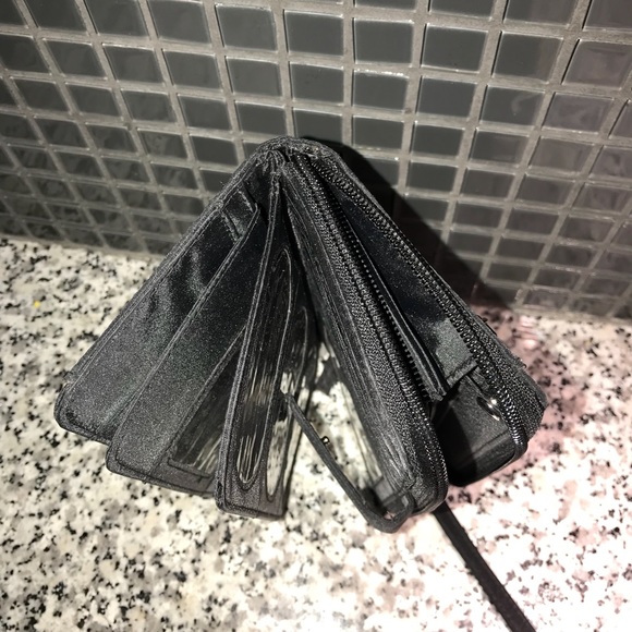 Server Wallet - Picture 8 of 8